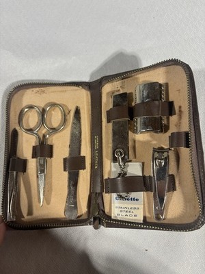 Vintage Gillette Stainless Steel Manicure Kit Zip Up Trailer Travel Leather