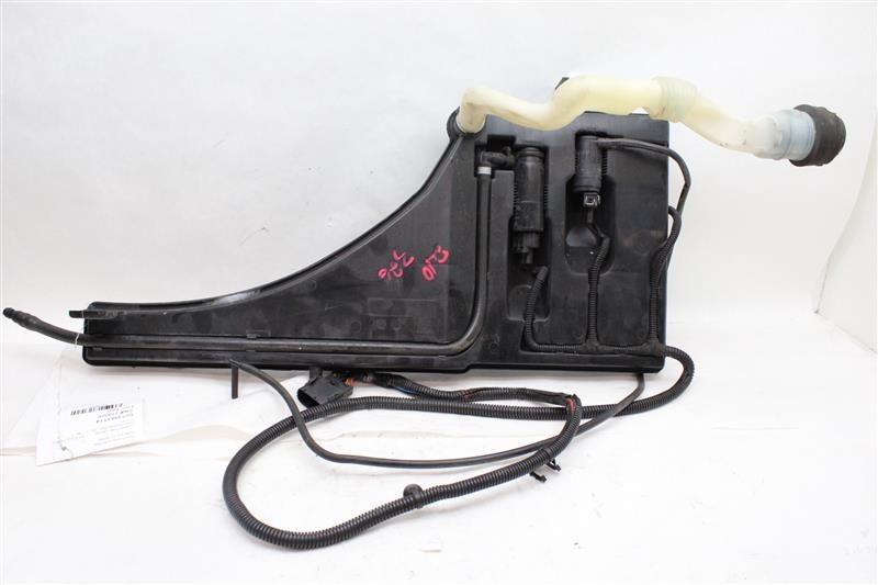 Used Washer Fluid Reservoir fits: 2014 Maserati QUATTROPORTE  Grade A