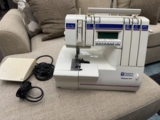 Husqvarna Viking Huskylock 936 Serger Home Se...