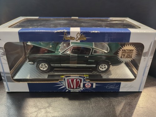 M2 Machines Carroll Shelby 1966 Ford 66 Mustang GT350S R44 14-12 Green 1:24  - Picture 1 of 5