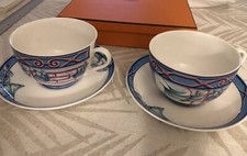 HERMÈS 2 tasses à Déjeuner-Porcelaine  LIMOGES -LE JARDIN DES PAPILLONS -