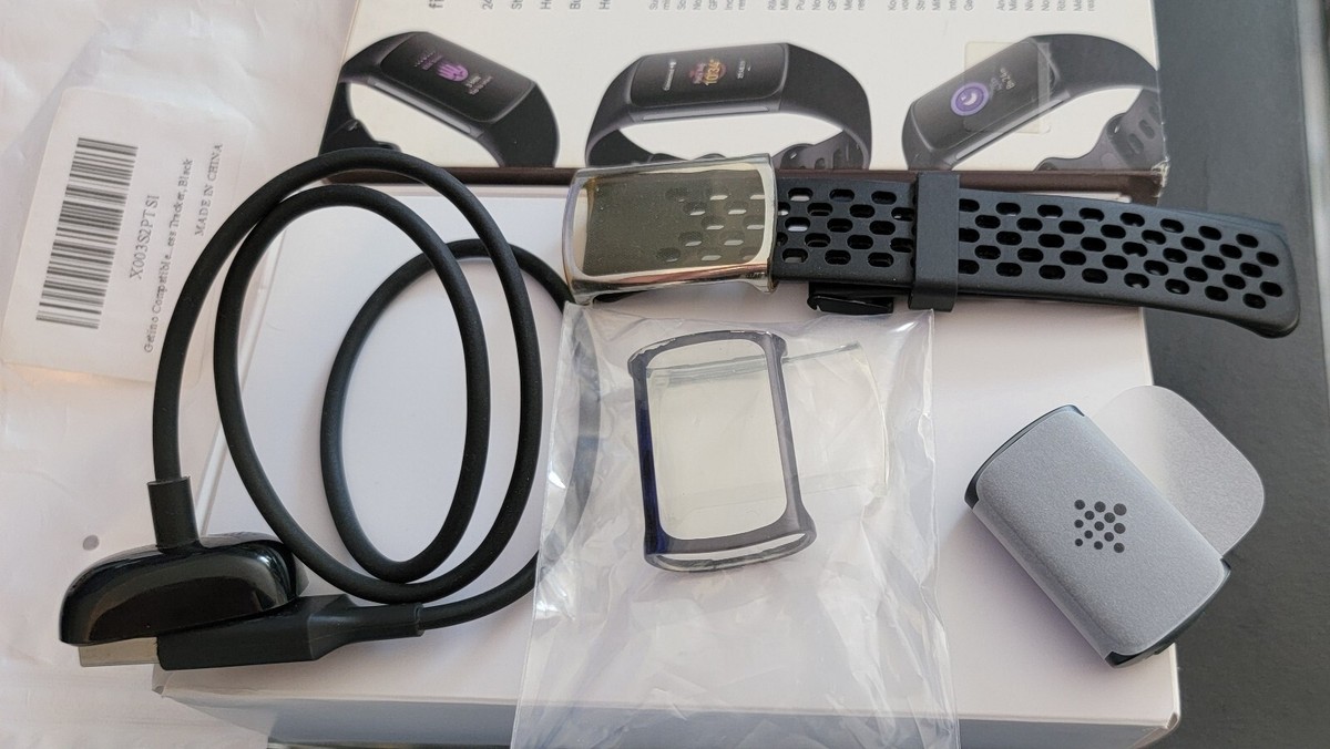 Fitbit Charge 5 Activity Tracker - Black/Graphite Stainless