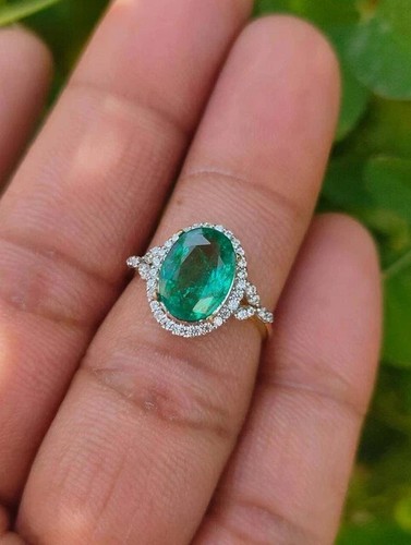 4Ct Oval Cut Lab Created Emerald Halo Engagement Ring 14K White Gold Plated - Picture 5 of 8