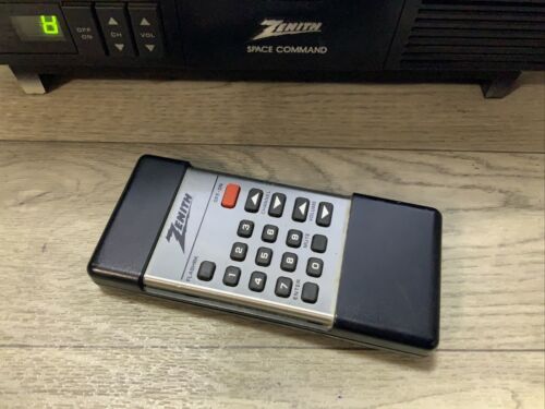 Zenith Space Command Vintage Retro Gaming TV SS1311W with Remote! - Picture 3 of 21