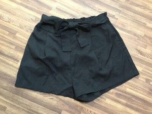divided shorts h&m