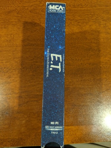E.T The Extra Terrestrial VHS 1982 Rare Green and Black Tape Spielberg - Picture 2 of 7
