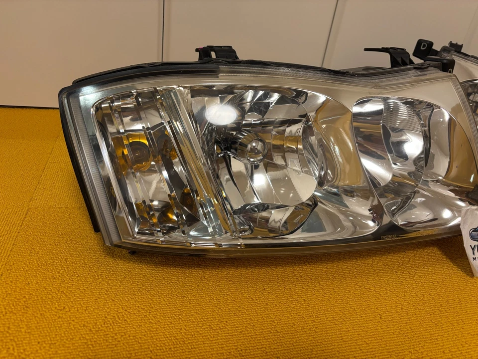 Infiniti Genuine M45 Nissan Gloria 2002-2004 Halogen Headlight Lamp Pair OEM JDM Foto 2 de 4