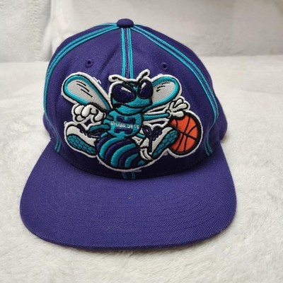 Charlotte Hornets Hat Cap Fitted Mens 7 1/8 Purple NBA Mitchell & Ness Big Logo