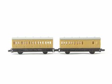 2 x Graham Farish N Gauge 4-Wheel Coaches TEAK