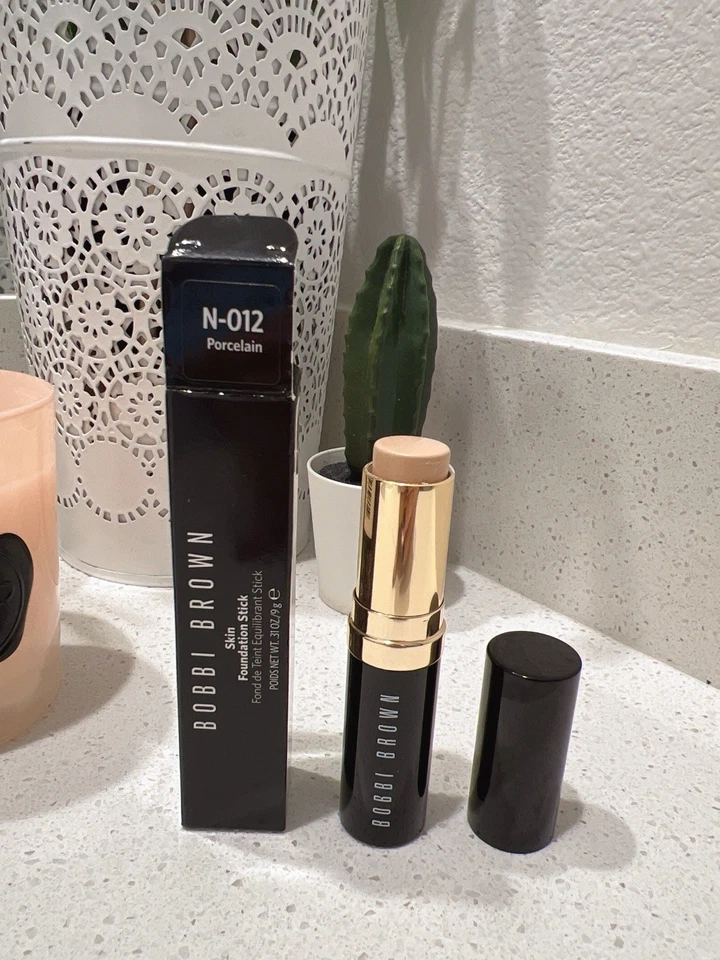 Base en barra Bobbi Brown piel 9 g N-012 arena nueva en caja Foto 2 de 3