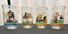 4 - Vintage Peanuts Comic Classics WELCH'S JELLY JARS
