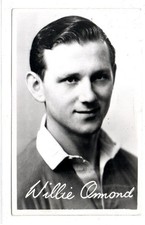 WILLIE ORMOND: Football plain back postcard (C95366)