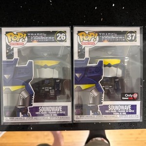 Funko Pop! Vinyl: Transformers - Soundwave #26 & #37 Variant With Door Cracked