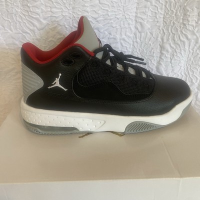 Nike Air Jordan Max Aura 2 Black Cement Wolf Grey Red Größe UK-3,5/4, EU-36,5
