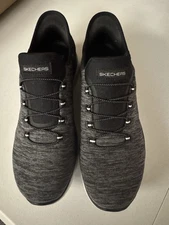 WOMEN'S SKECHERS 149937 SUMMITS SLIP-INS SNEAKERS Size 9