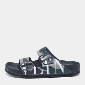 VALENTINO×Birkenstock Arizona 39 Valentino x Birkenstock Arizona Sandal | Hypebeast
