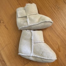 Sheepskin Baby Booties Beige