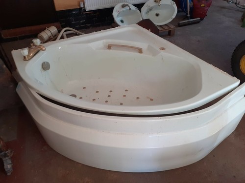 Vernon Tutbury bathroom suite | eBay