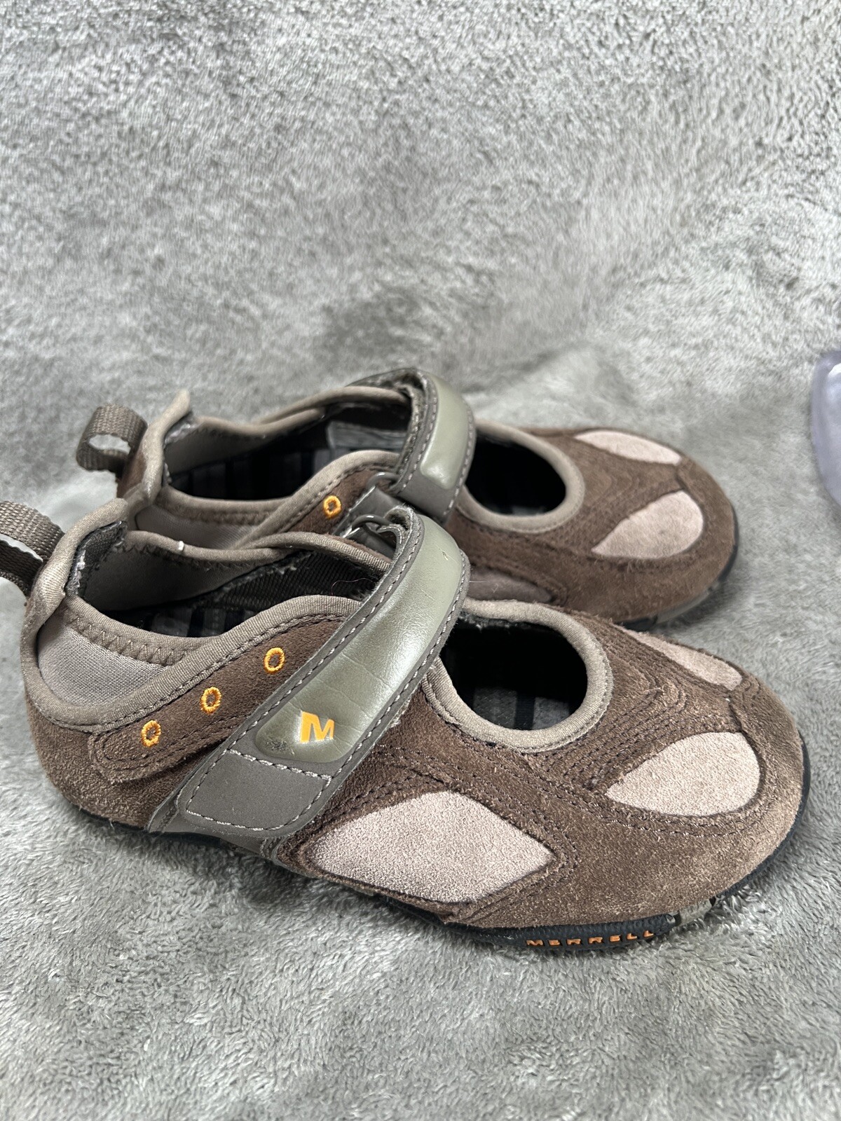 Scarpe Merrell Mary Jane giovani ragazze taglia 10 M marrone scamosciato fibbia casual comode