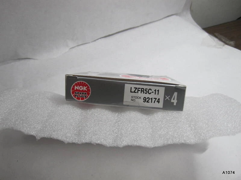 Paquete de 4 nuevos NGK LZFR5C-11 para Jeep Renegade Chrystler 300 2016-2017 2009-2017 Foto 3 de 4