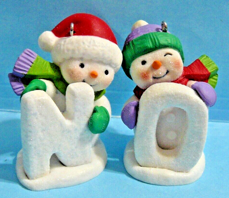 2013 Hallmark x2 "LET IT SNOW" letter "N" & "O"
