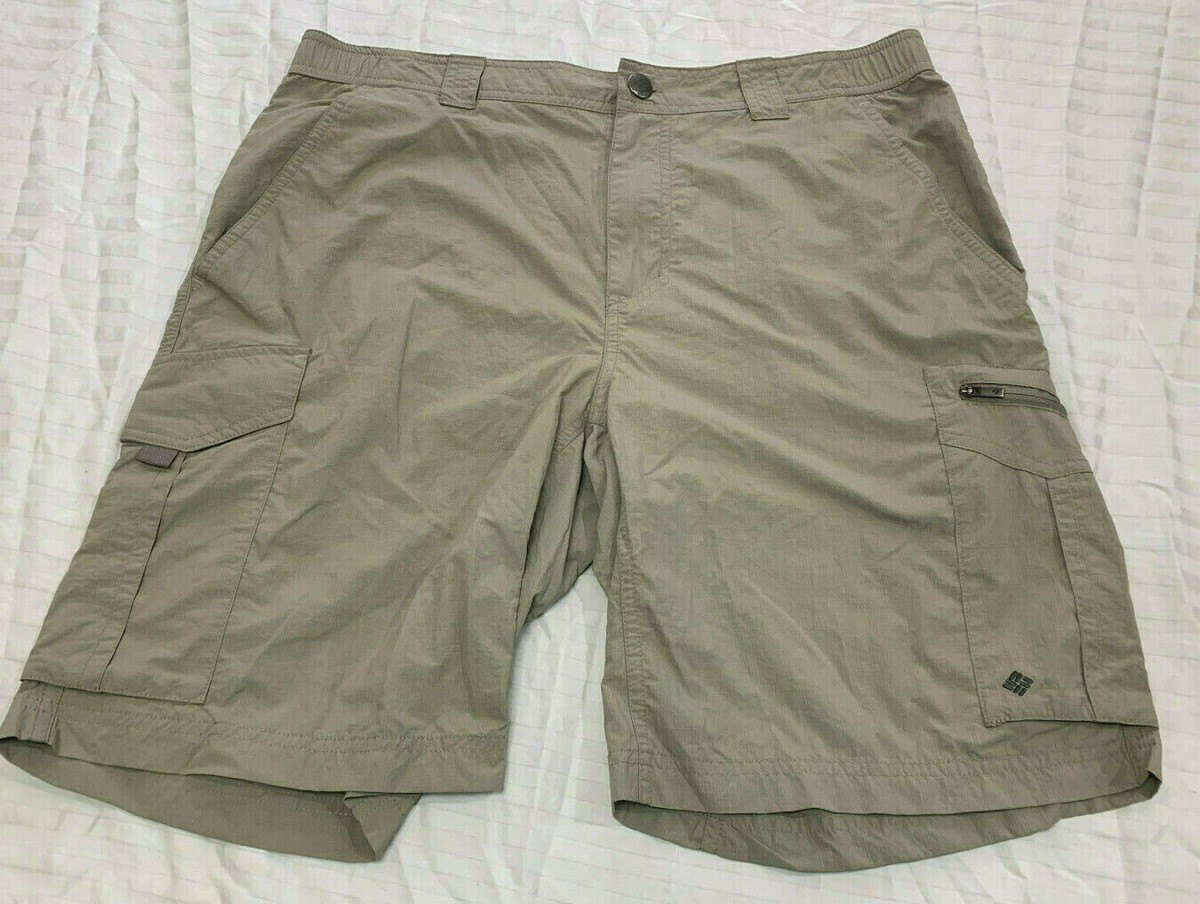 COLUMBIA OMNI SHADE CARGO NYLON MENS SHORTS SIZE 34