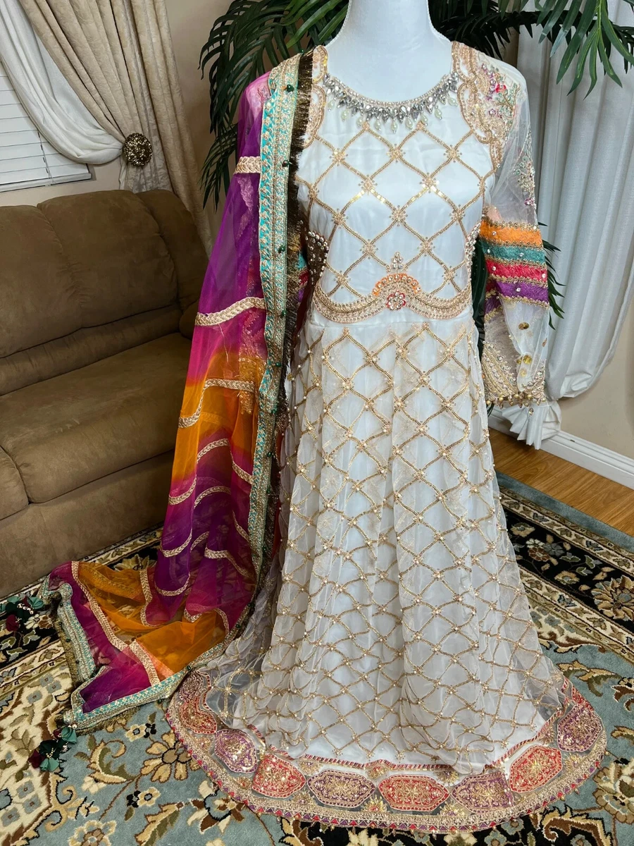 Beautiful Pakistani bridal wear from Zuria Dor collection for Mehndi Barat  and Walima | Indian bridal dress, Indian bridal outfits, Asian bridal  dresses