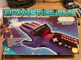 Nintendo NES Power Glove video game motion controller CIB complete w/ rough box