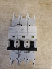 Siemens 5SJ43 D-Trip 3-Pole Circuit Breaker 240VAC, 25A (A222)