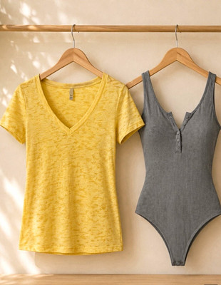 DE BASE Women's Gray Ribbed Button Henley Bodysuit Solid Size M Regular