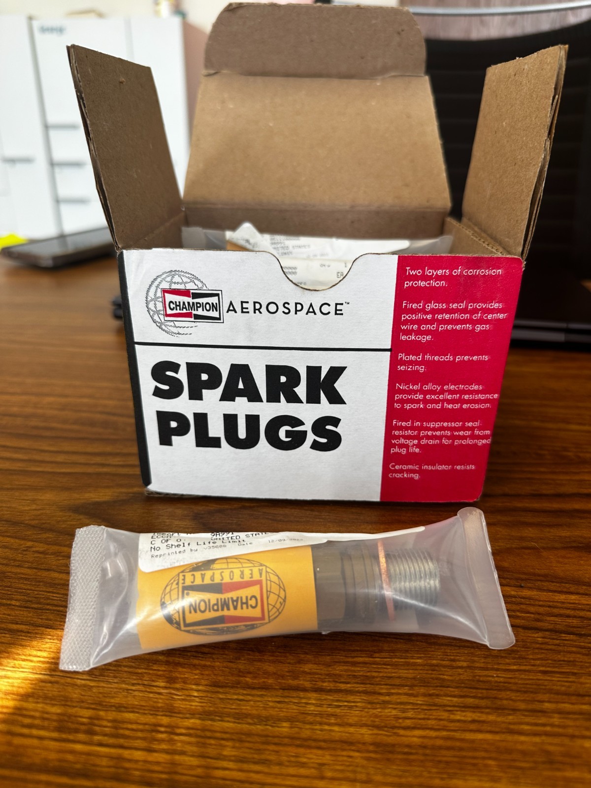 Champion Spark Plug RHB36S Box of 12 NEW