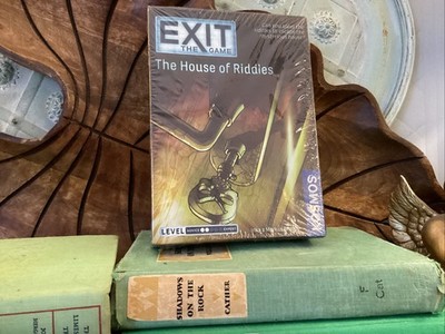 EXIT: The Game The House of Riddles (2020 Kosmos Games)  Sealed NEW
