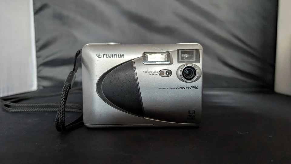 Fujifilm FinePix 1300, photo 2 of 5