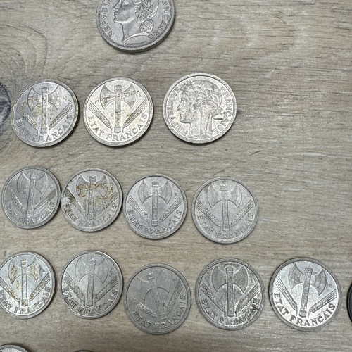 Lot of 22 WW2 France (Vichy French State) 1,2,5,20 Franc Coins 1942-1945 - Picture 11 of 13