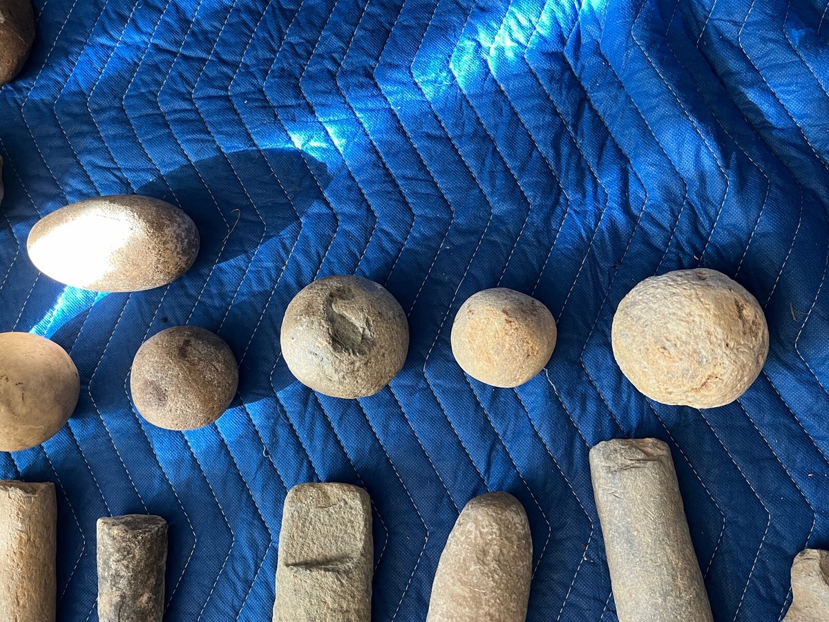 Lot of 57 Native American Indian Artifacts Tools/Knifes/Scrapers