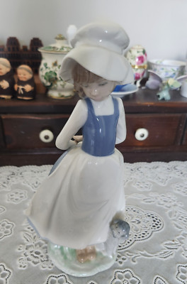 VINTAGE Lladro Nao Figurine Cheer Me Up #5201 - Girl with Poodle, Spain