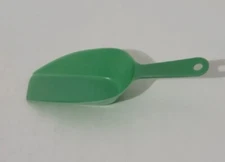 Vintage Green Scoop Safety ware. Could Be Used For Ice Or Dry Foods. Has A Chip