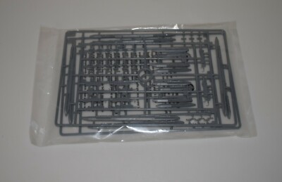TRUMPETER A-4F SKYHAWK 02267  PARTS  SPRUE WYx2-TER-3+MER-6 LAUNCH RAIL 1/32