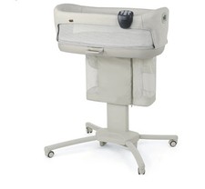 Chicco Close to You 3-in-1 bedside bassinet and sleeper, Oat/Beige