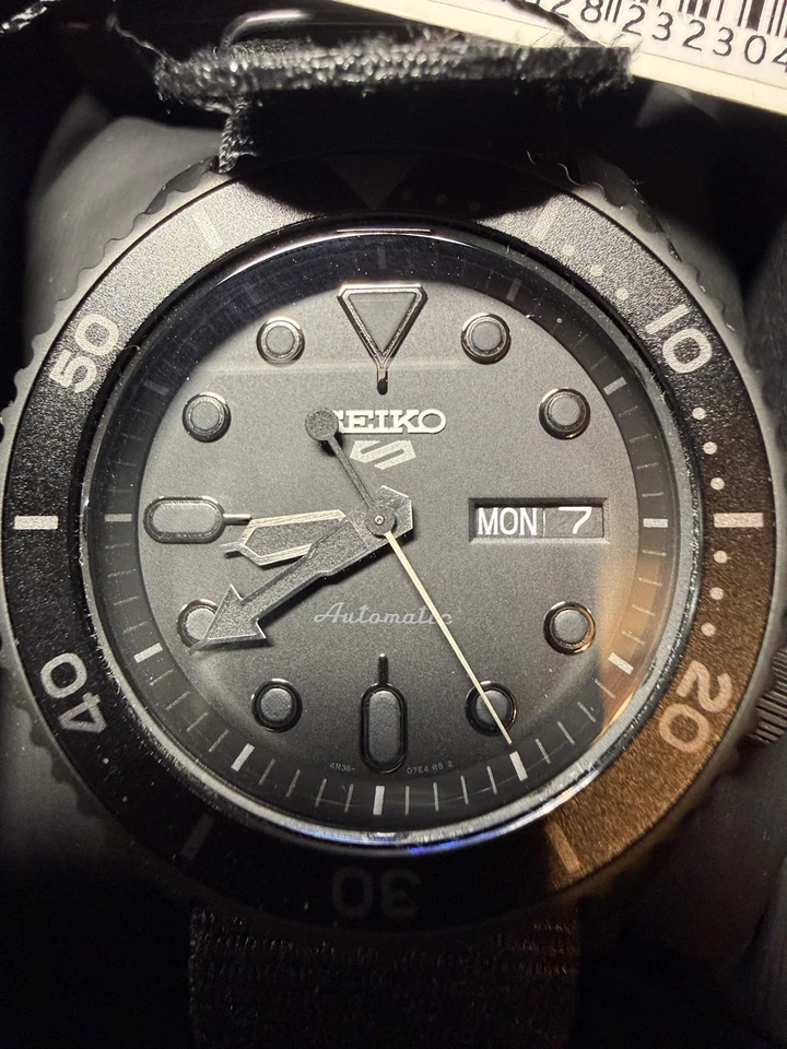 Seiko 5 Sports SRPD79K1 Automatic Watch Black / Blackout - Kanji Edition, photo 2 of 5
