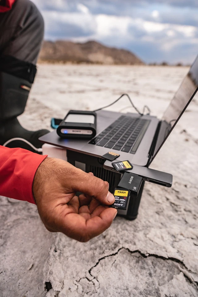 Cartão SD Sony 128GB UHS-II Tough G-Series - Imagem 2 de 4