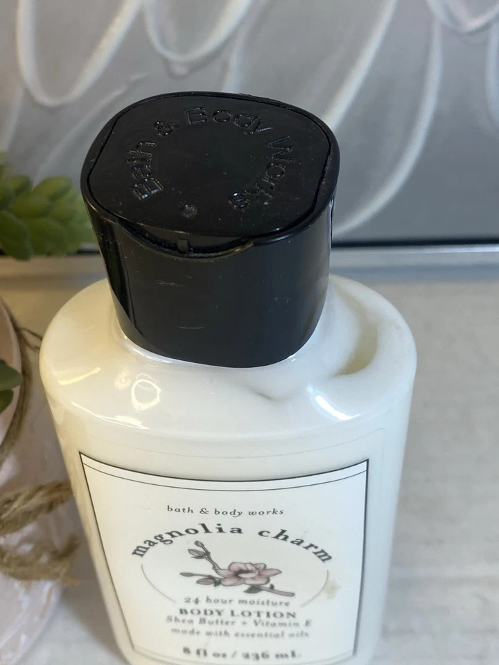 Bath & Body Works MAGNOLIA CHARM Body Lotion 8 oz~ NEW~VERY RARE!🌸 - Image 2 of 4