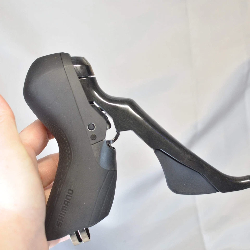 NEW Shimano Ultegra R8000 ST-R8000 RIGHT/REAR 11 Speed STI Shifter - Image 4 of 4