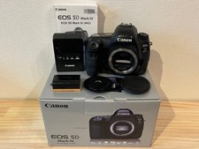 Canon EOS 5D Mark IV DSLR Camera with Lens Fully Functional Condition