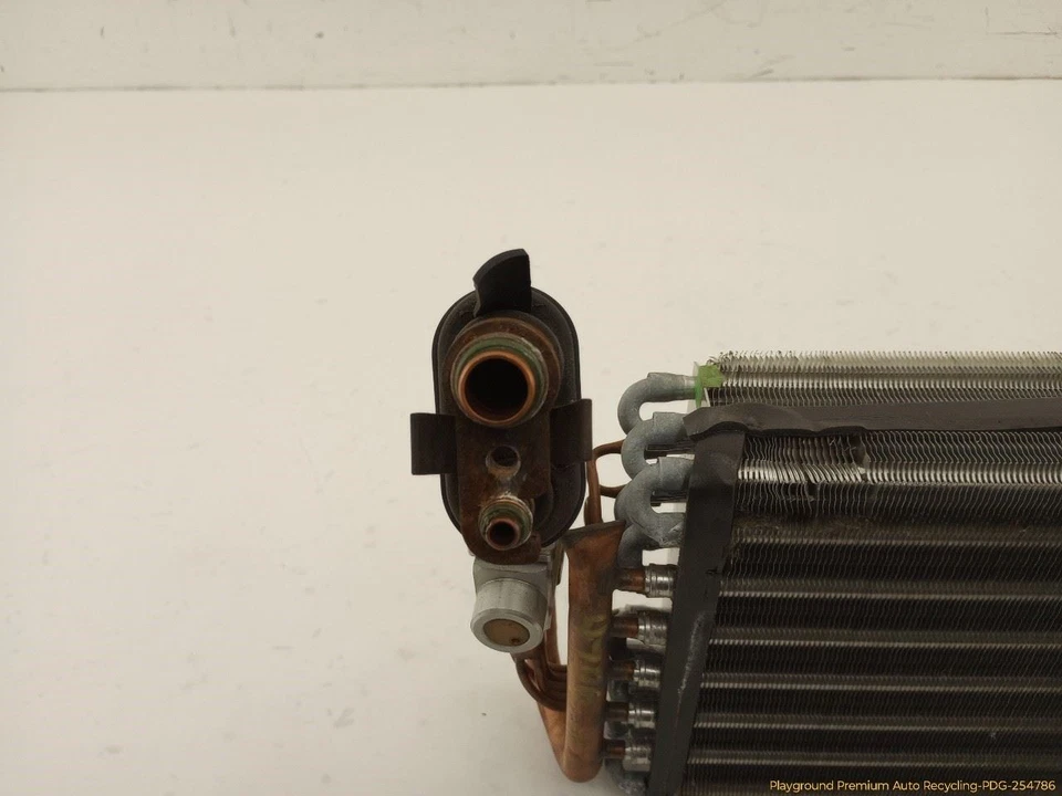 Evaporador de aire acondicionado BMW 328iC E36 compatible con 1992-1999 92 93 94 95 96 Foto 4 de 4