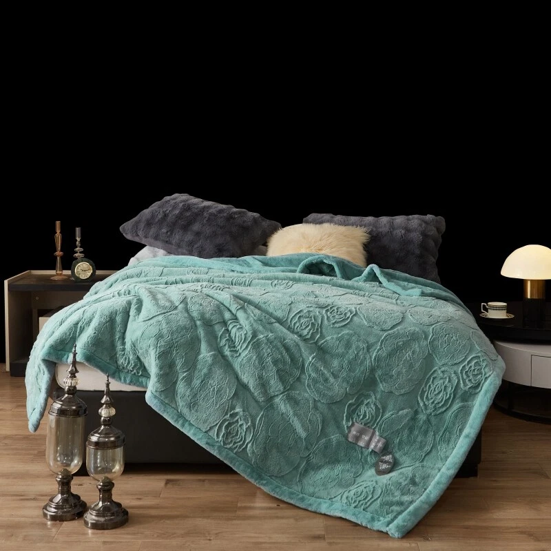 Luxury Blanket Super Soft Warm Thick Blanket Bed Cover Quilt Carved Rose Flowers - Image 2 of 4