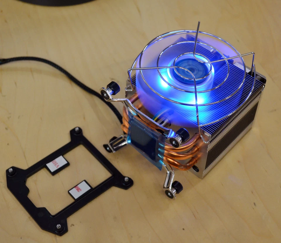 Intel XTS100H Extreme Tower Heatsink Gaming Cooler for LGA 1150,1151,1155,1200 - Image 3 of 4