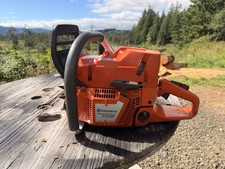 Husqvarna 372 XP Chainsaw RUNS Great! Ready To Work! Power Head ONLY!