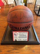 COA Certified Clyde Drexler Signed Basketball and Display Case w/ Signing Photo
