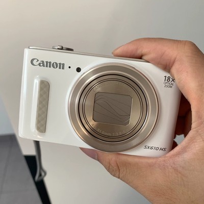 Canon PowerShot SX610 HS Digital Camera 20.2 MP 18x Optical Zoom Wi-Fi & NFC 2